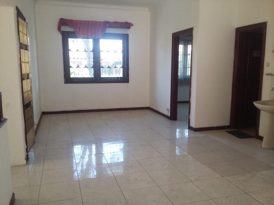 Dijual Rumah GRAHA FAMILI AA , Surabaya Barat