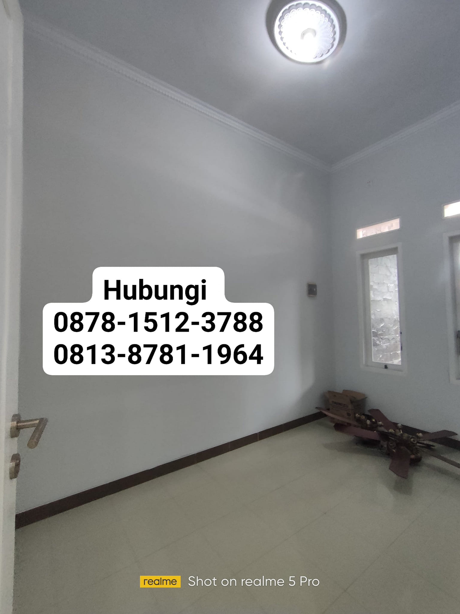 Rumah 2 1/2 Lantai di Pinggir Jalan Pondok Ungu Permai Sektor V