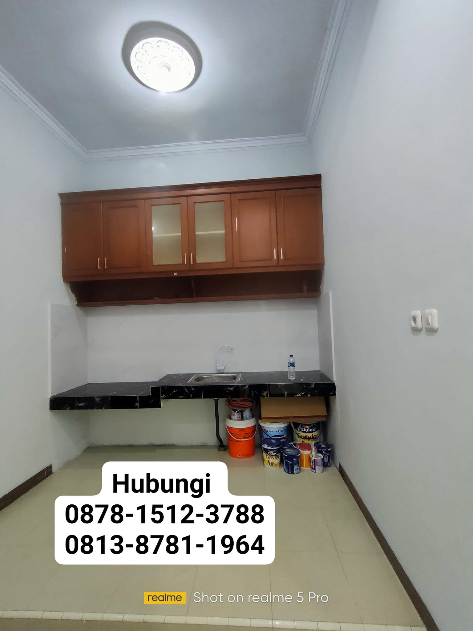 Rumah 2 1/2 Lantai di Pinggir Jalan Pondok Ungu Permai Sektor V