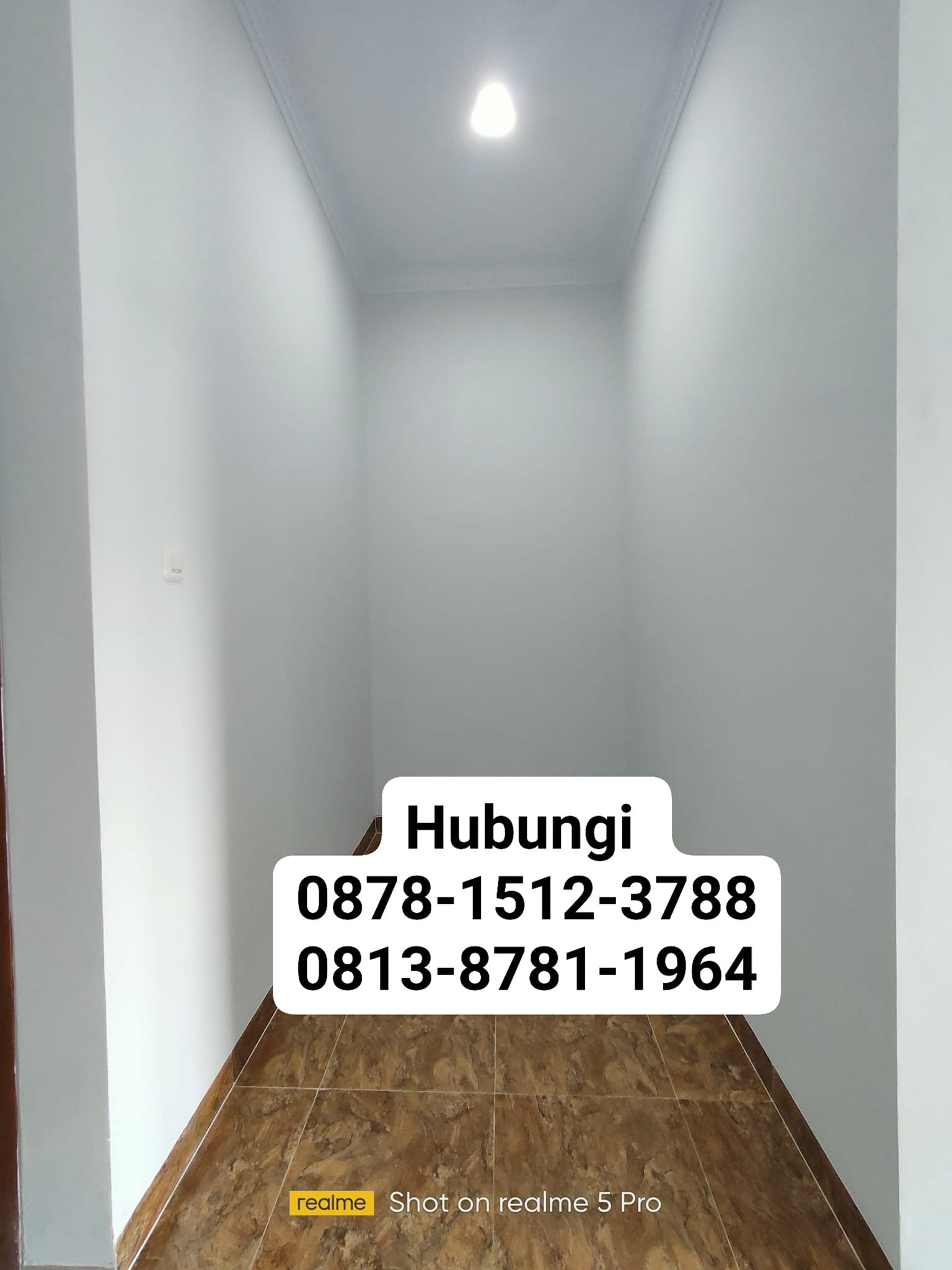 Rumah 2 1/2 Lantai di Pinggir Jalan Pondok Ungu Permai Sektor V