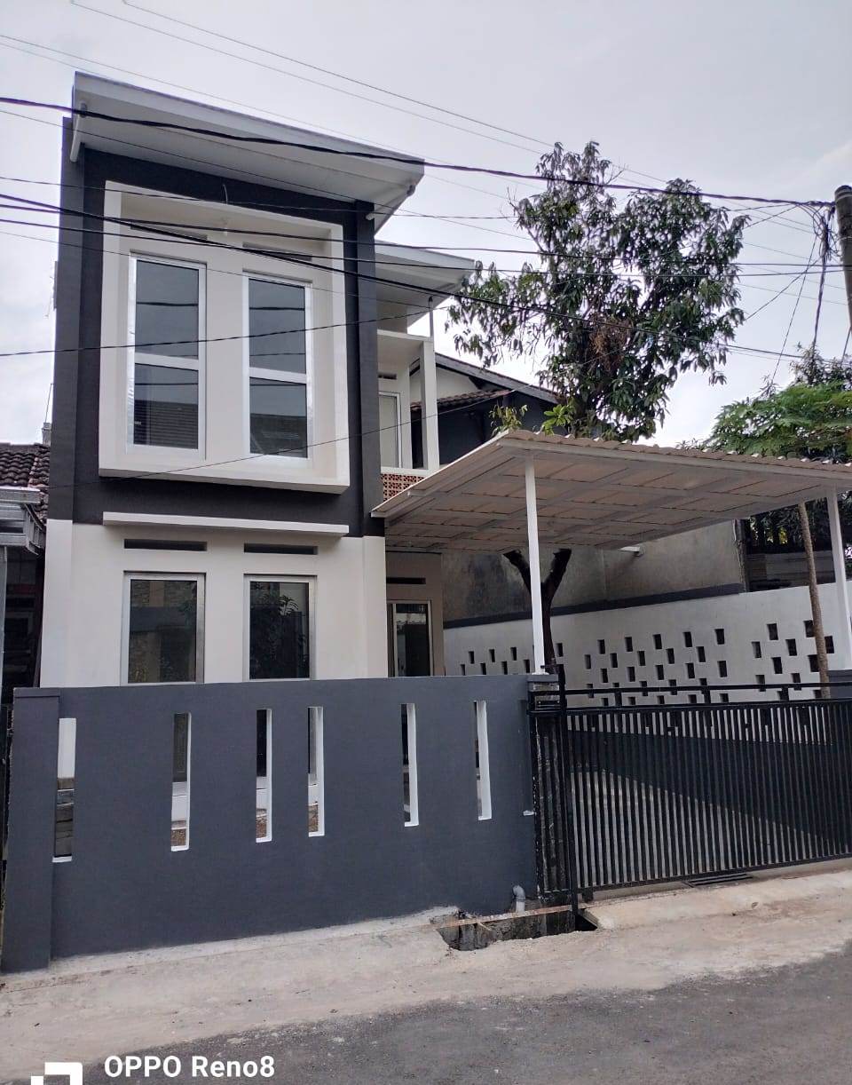 Jual cepat rumah baru 2 lantai di Komplek Antapani Kota Bandung