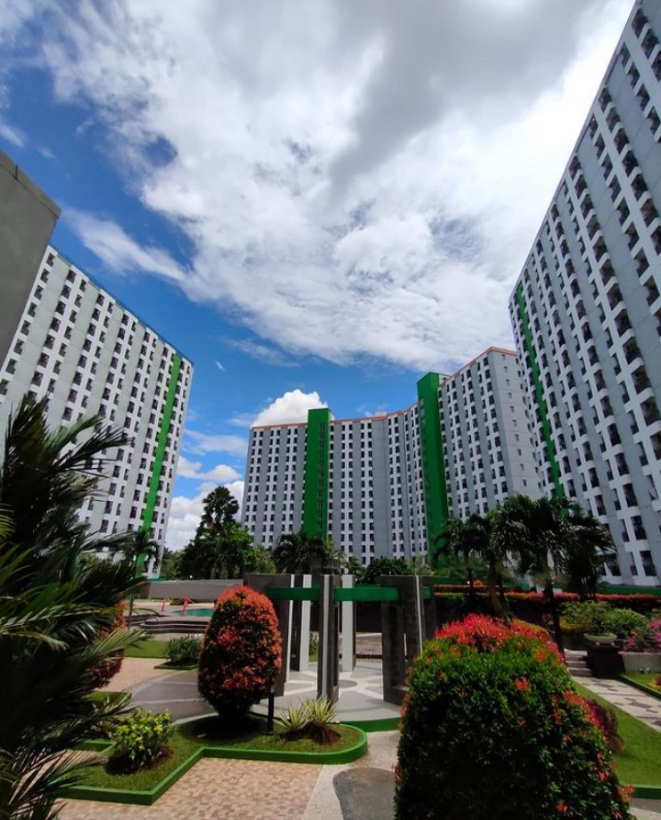 APARTEMEN BERNUANSA RESORT