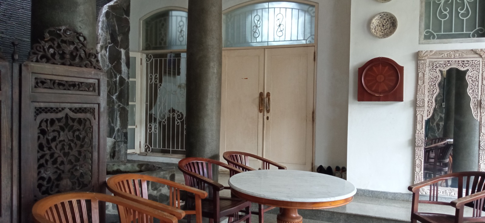 Dijual rumah mewah di Bambu Apus, Cipayung, Jakarta Timur