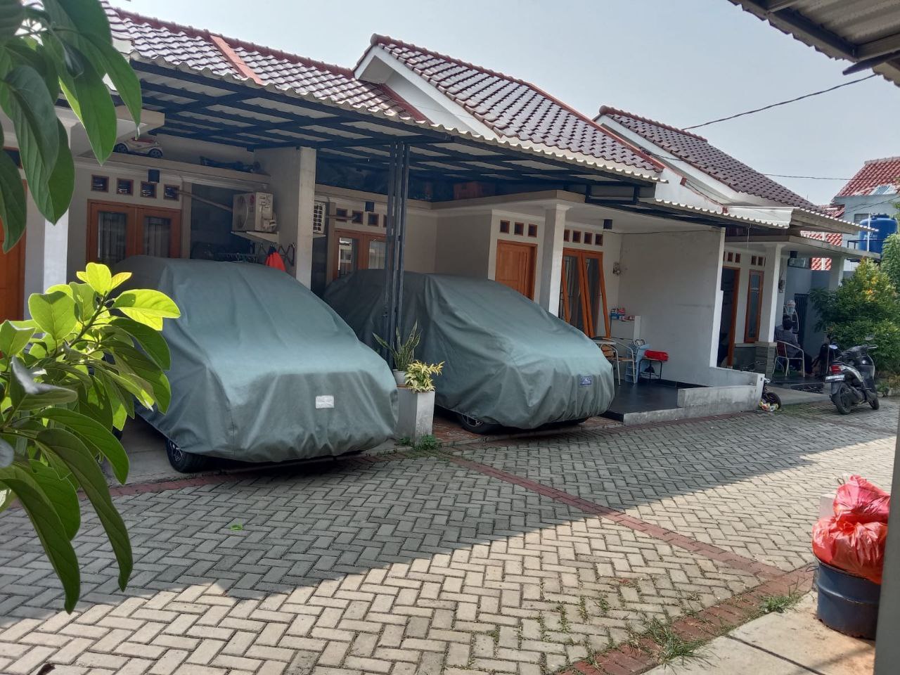 Rumah Second Siap Huni, 5 Menit ke Pintu Tol Depok