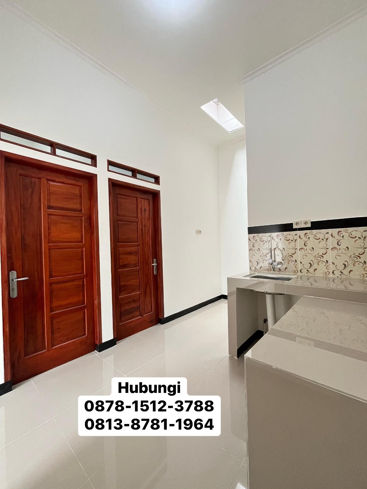 Rumah Gandeng (Badan) Minimalis Modern Di Pondok Ungu Permai