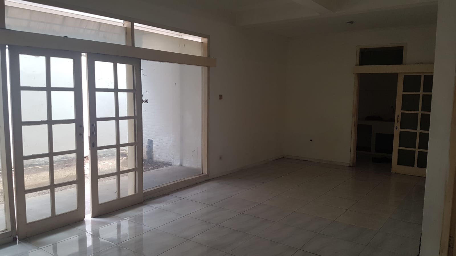 Dijual rumah dikomplek mewah Cinere, Depok