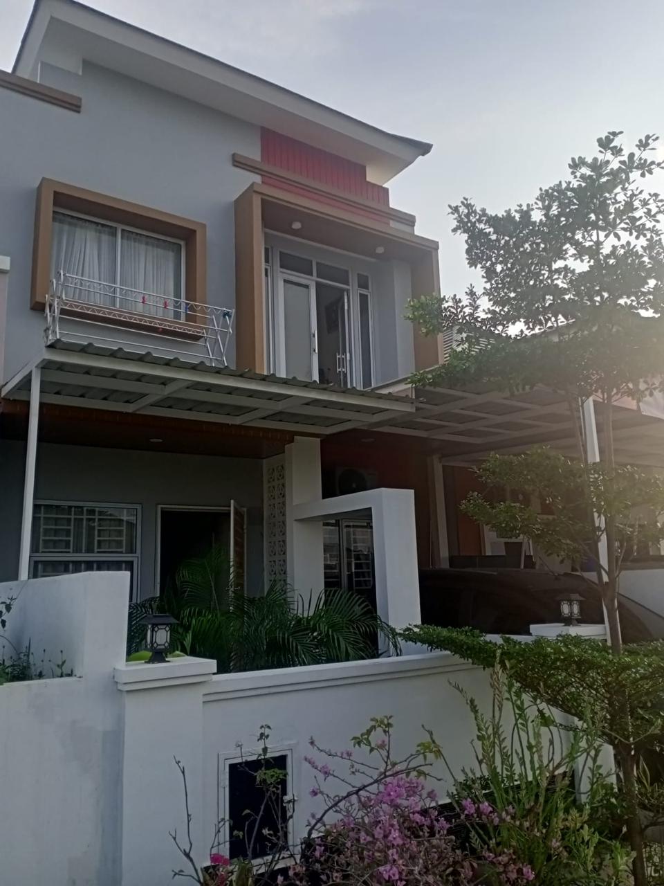 Dijual rumah murah 2 lantai Batam Center