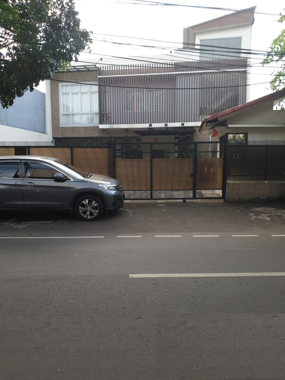 Dijual dan Disewakan mini building/ruko 2 lantai di Pasar Rebo