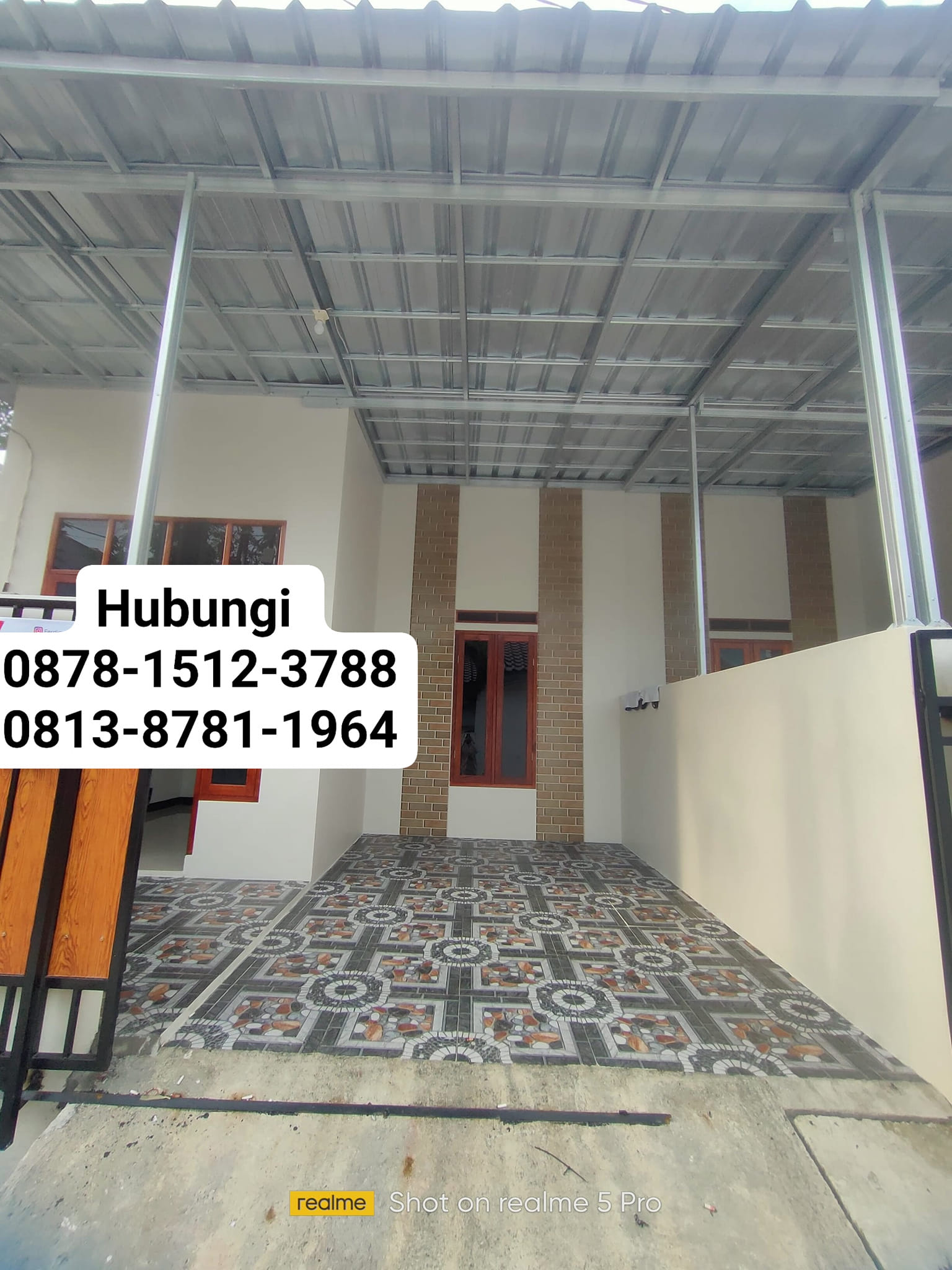 Rumah Gandeng (Hook) Minimalis Modern Di Pondok Ungu Permai