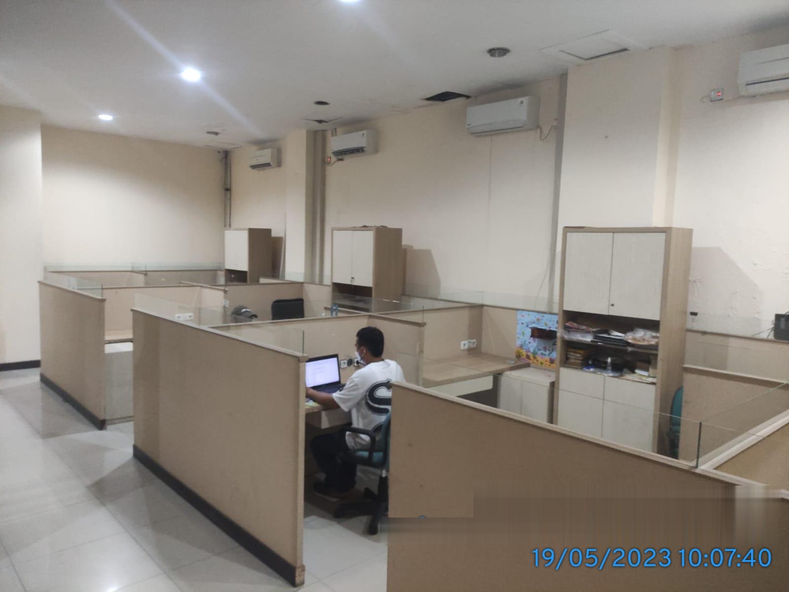 Dijual dan Disewakan mini building/ruko  2 lantai di Pasar Rebo