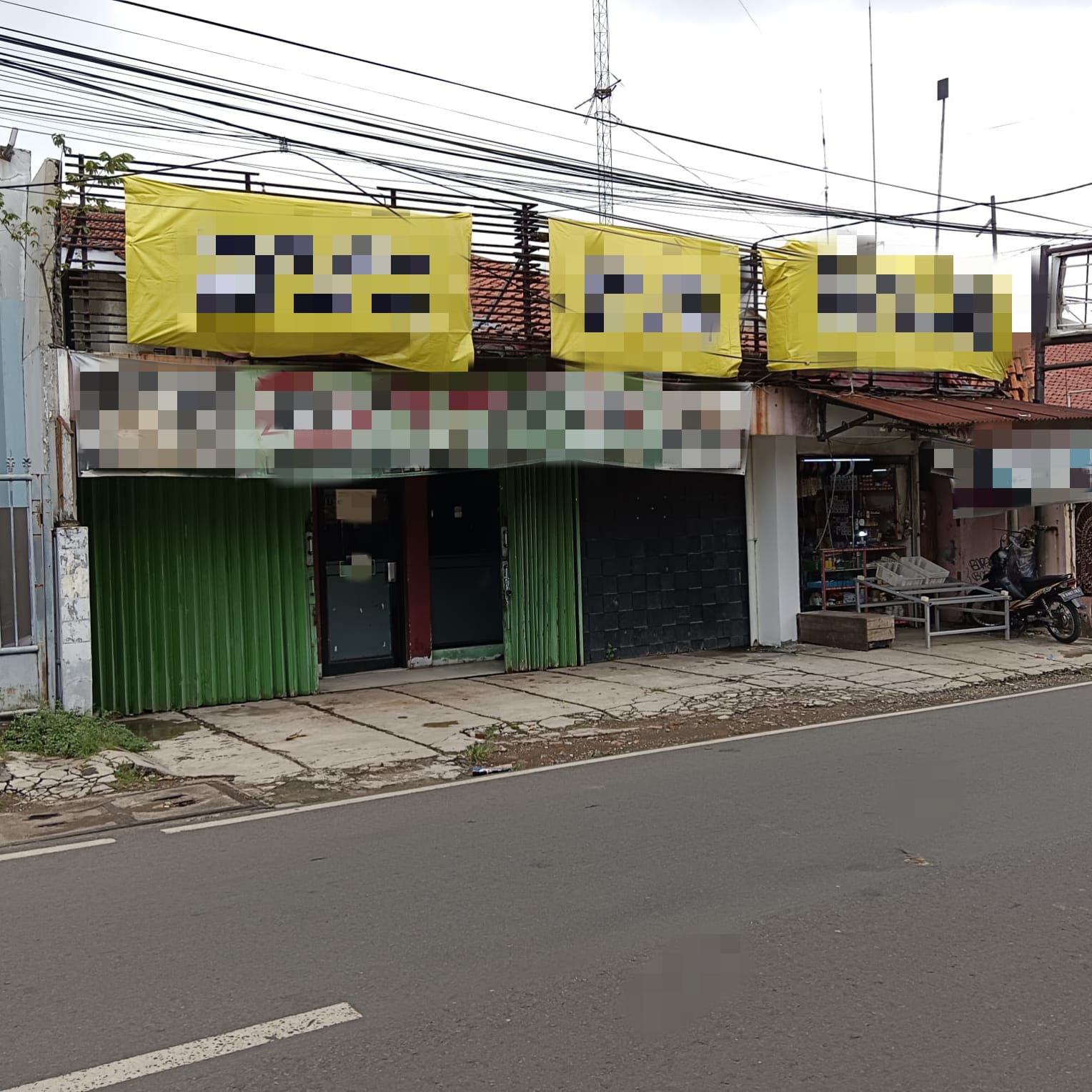 Disewakan Ruko lama 1 Lantai, kawasan ramai Duren Sawit, Jakarta