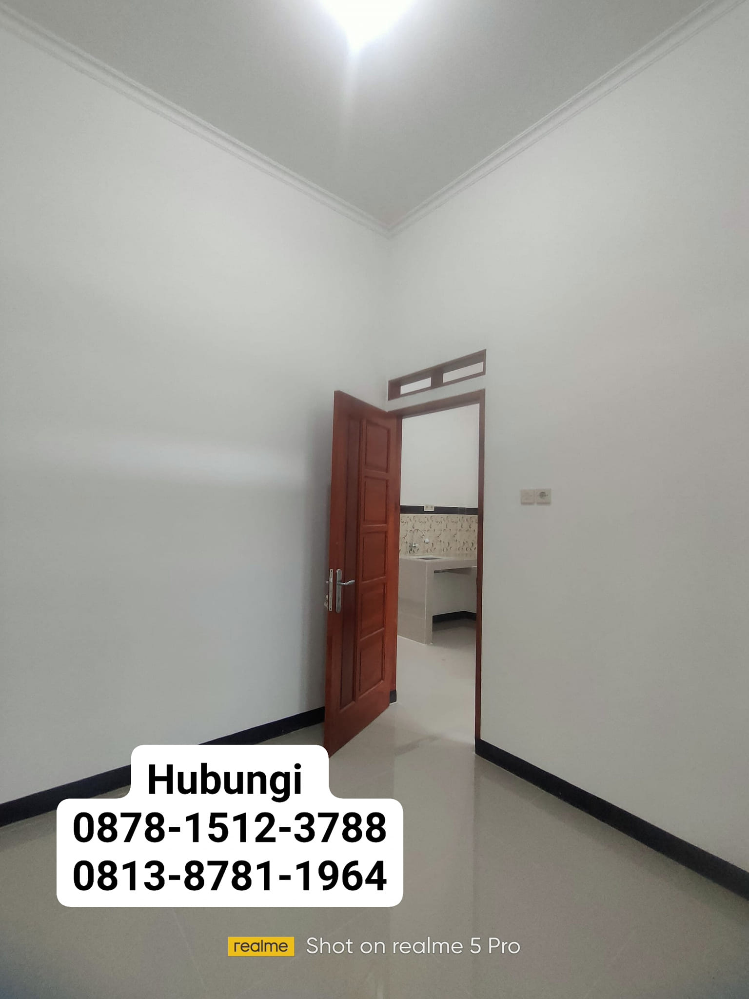 Rumah Gandeng (Badan) Minimalis Modern Di Pondok Ungu Permai