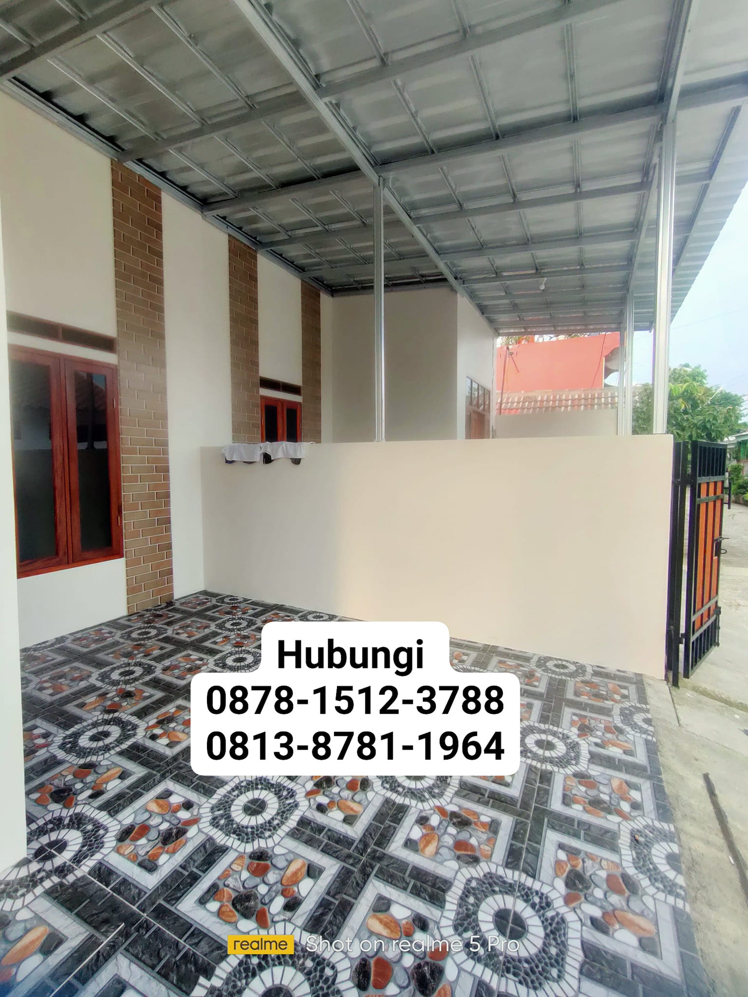 Rumah Gandeng (Hook) Minimalis Modern Di Pondok Ungu Permai