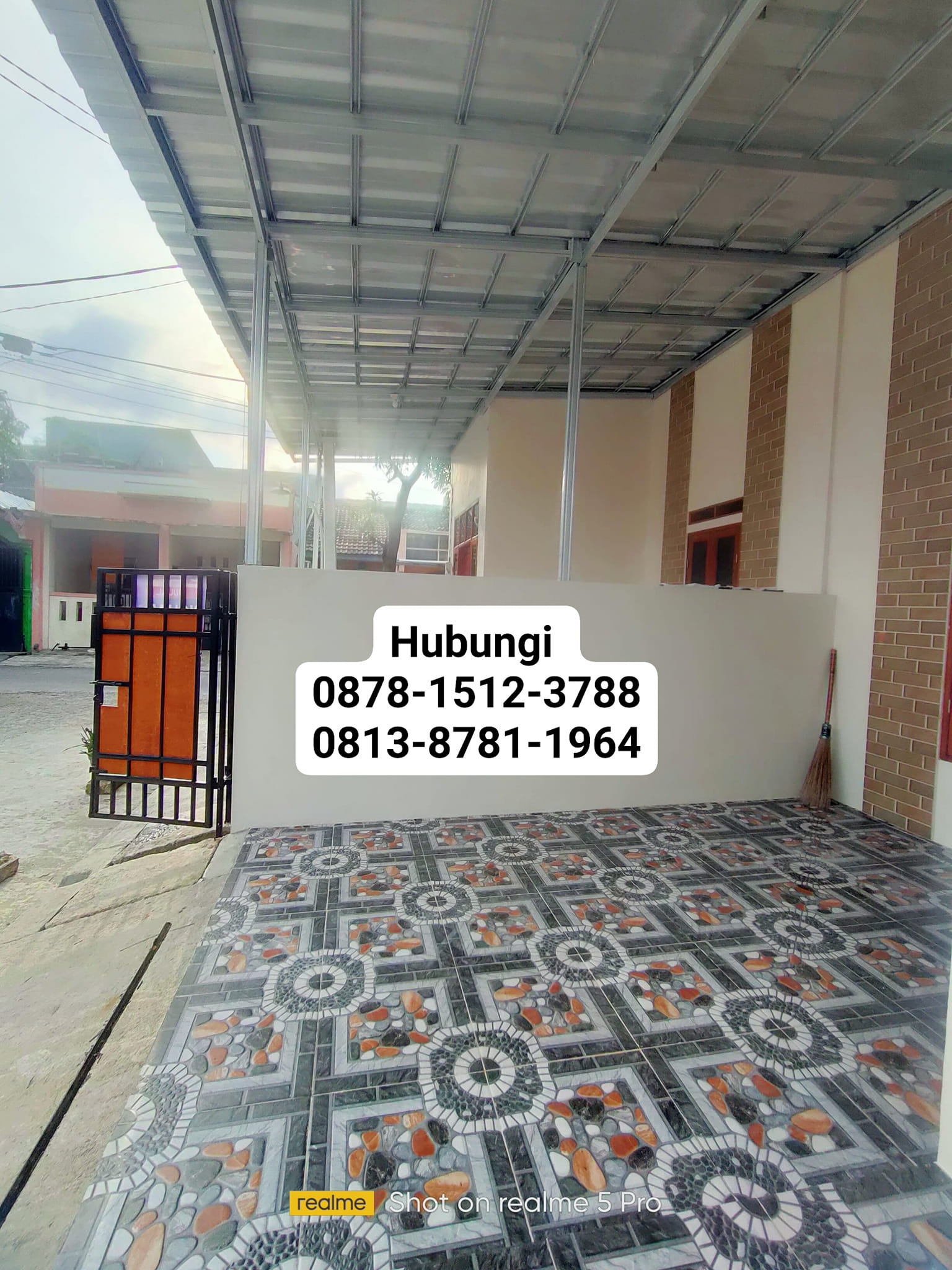 Rumah Gandeng (Badan) Minimalis Modern Di Pondok Ungu Permai