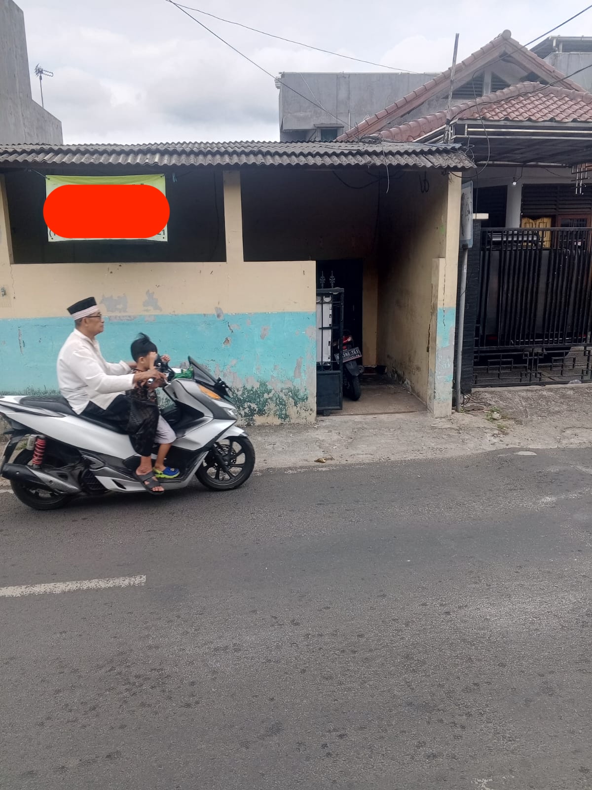 Surat AJB pinggir jalan raya area Balekambang, 600 meter ke Jala