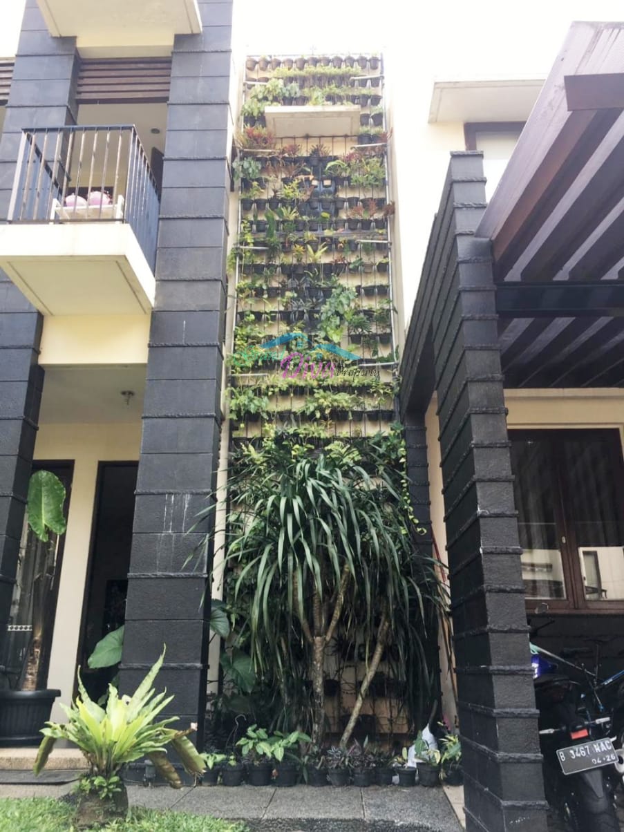 RUMAH DI BINTARO TANGERANG SELATAN