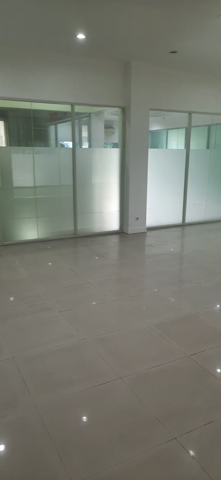 Disewakan ruko di Rawa Barat, Kebayoran Baru, Jakarta Selatan