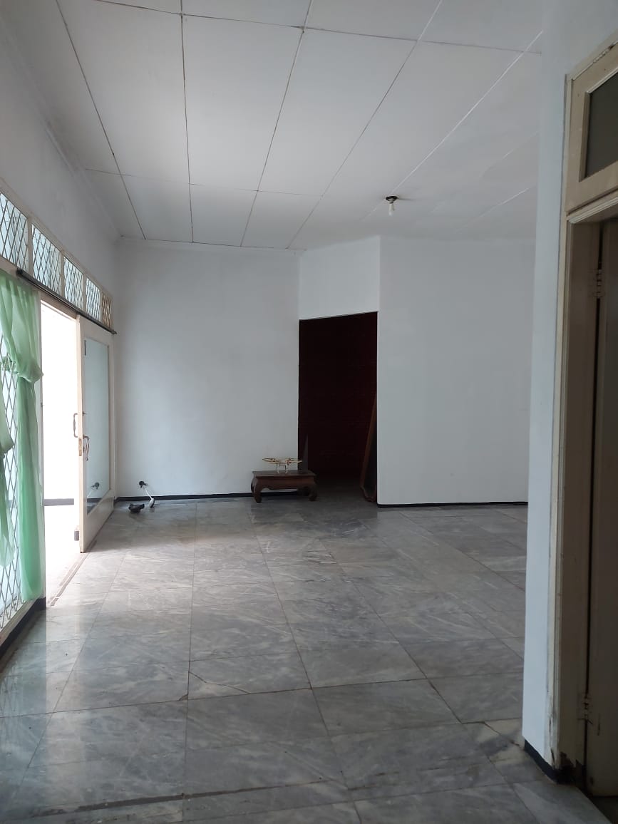 Dijual tanah luas super b u di Jagakarsa, Jakarta Selatan