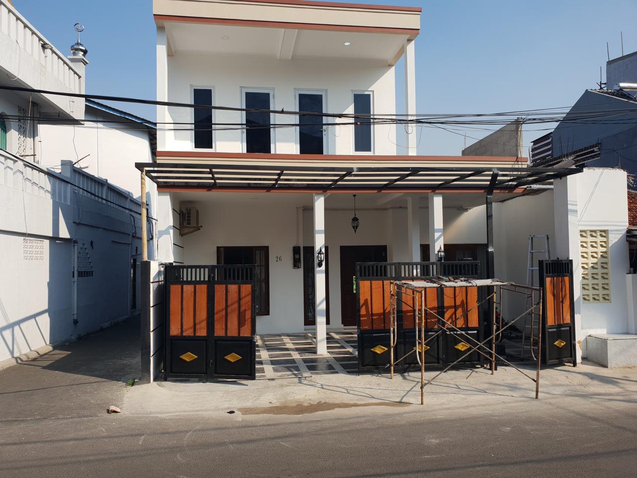 Dijual rumah baru spesial di Matraman, Palmeriam, Jakarta Timur