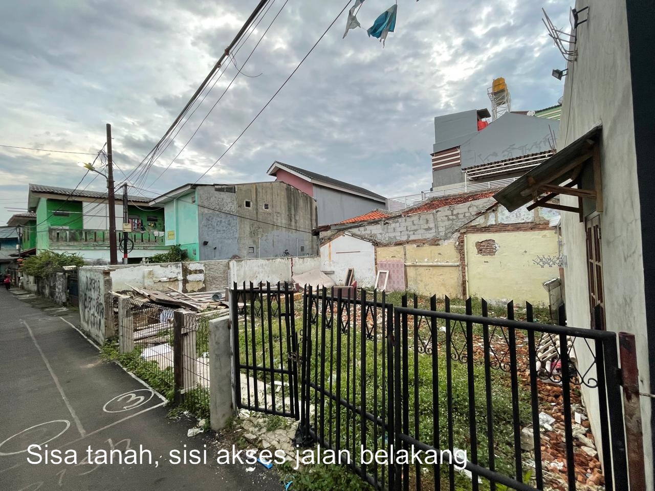 Dijual rumah baru spesial di Matraman, Palmeriam, Jakarta Timur