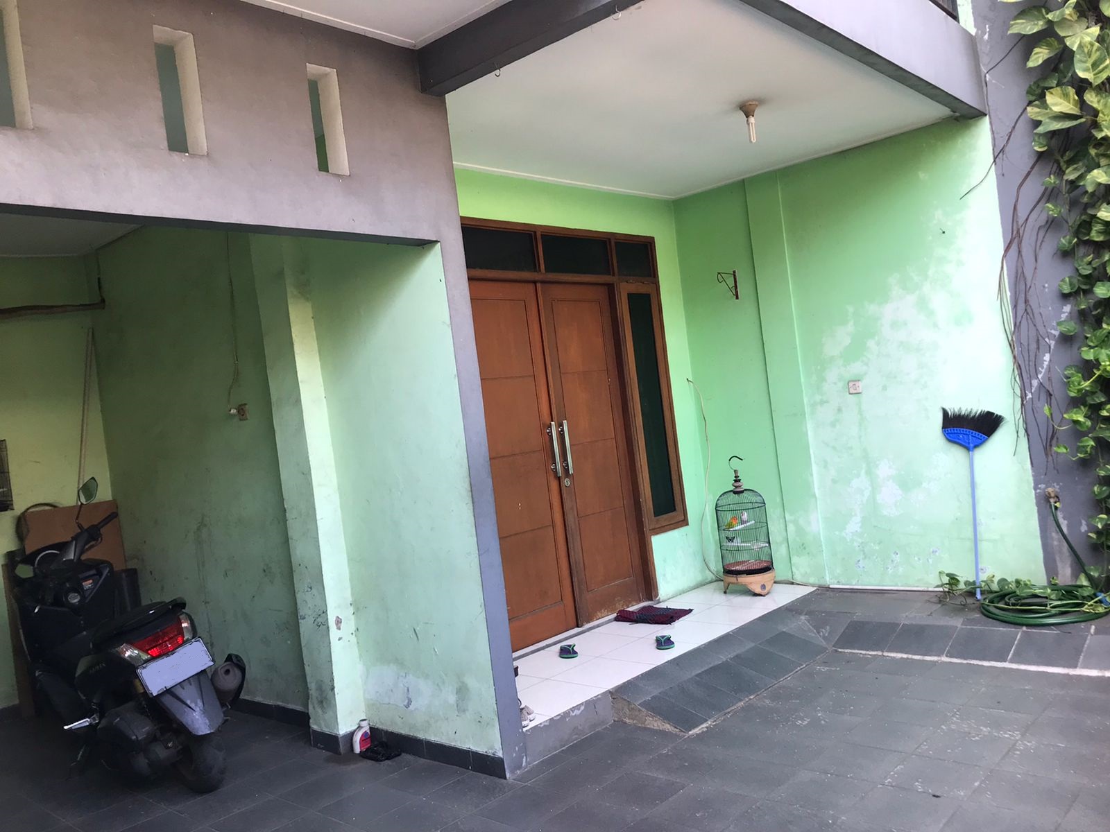 Dijual rumah 2 lantai di Cipedak, Jagakarsa, Jakarta Selatan
