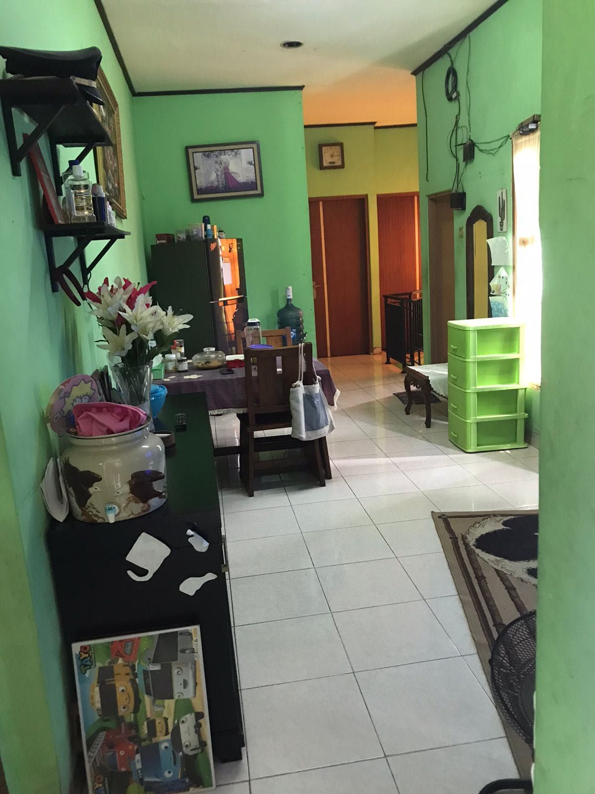 Dijual rumah 2 lantai di Cipedak, Jagakarsa, Jakarta Selatan