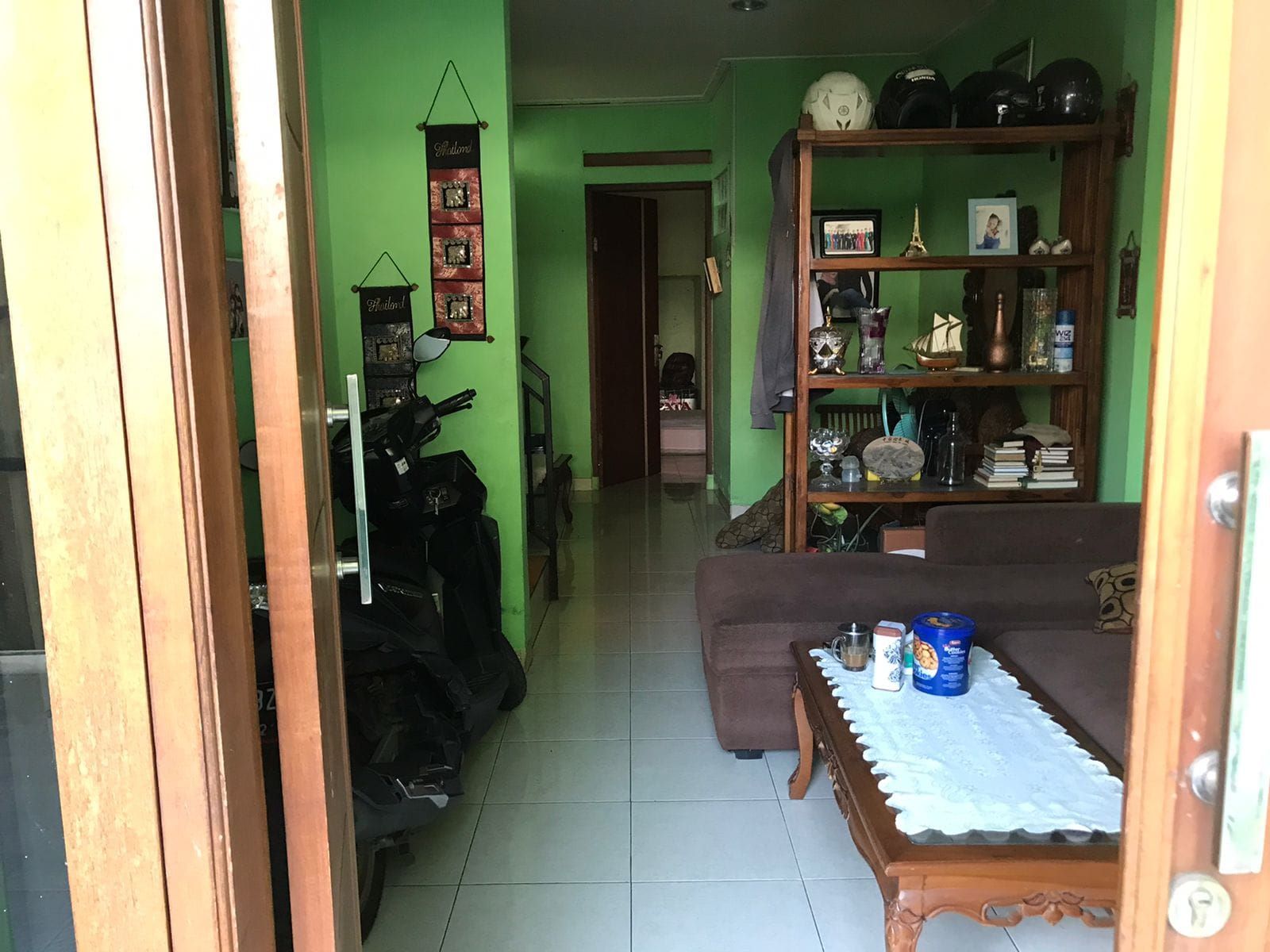 Dijual rumah 2 lantai di Cipedak, Jagakarsa, Jakarta Selatan