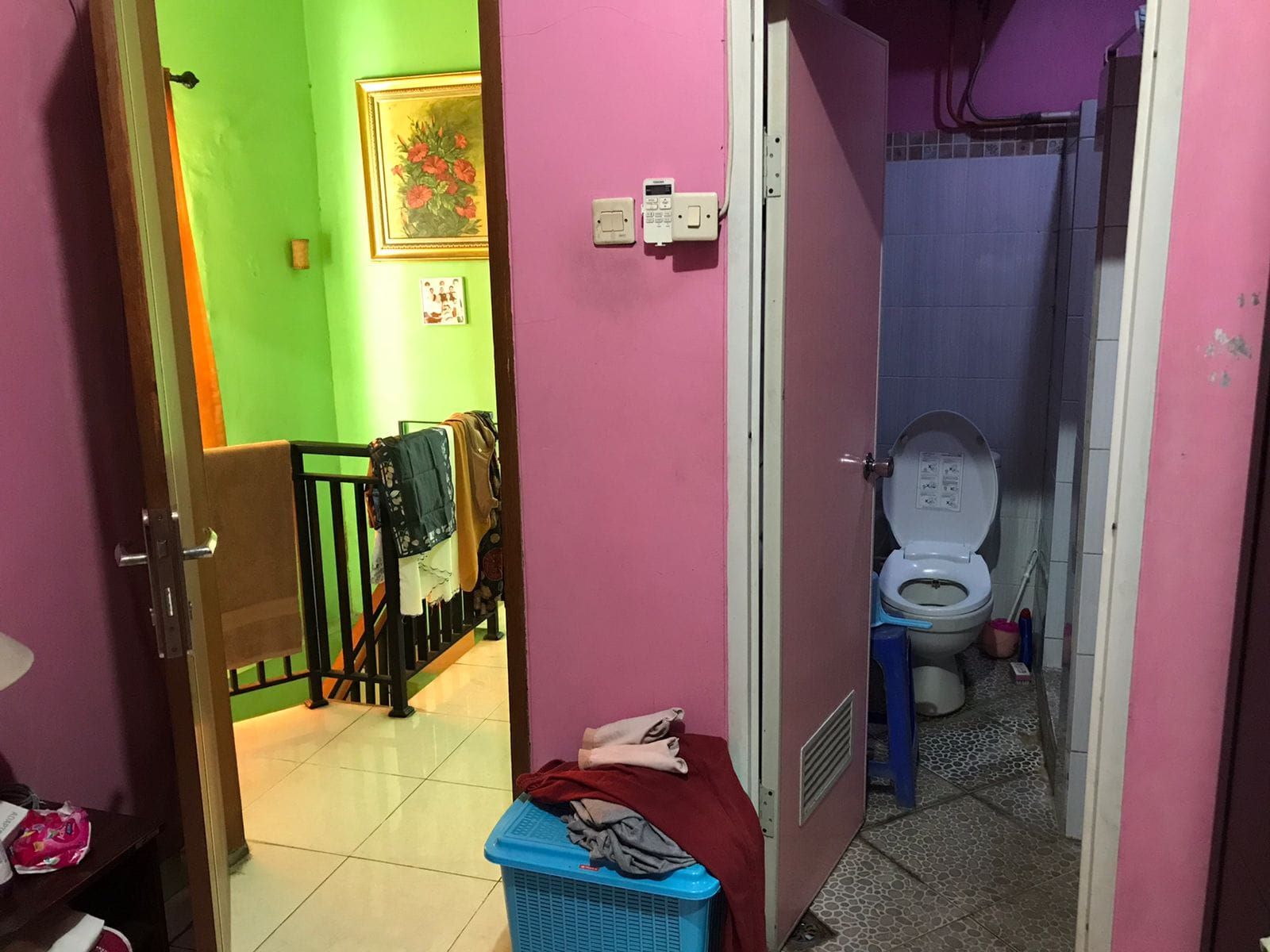 Dijual rumah 2 lantai di Cipedak, Jagakarsa, Jakarta Selatan