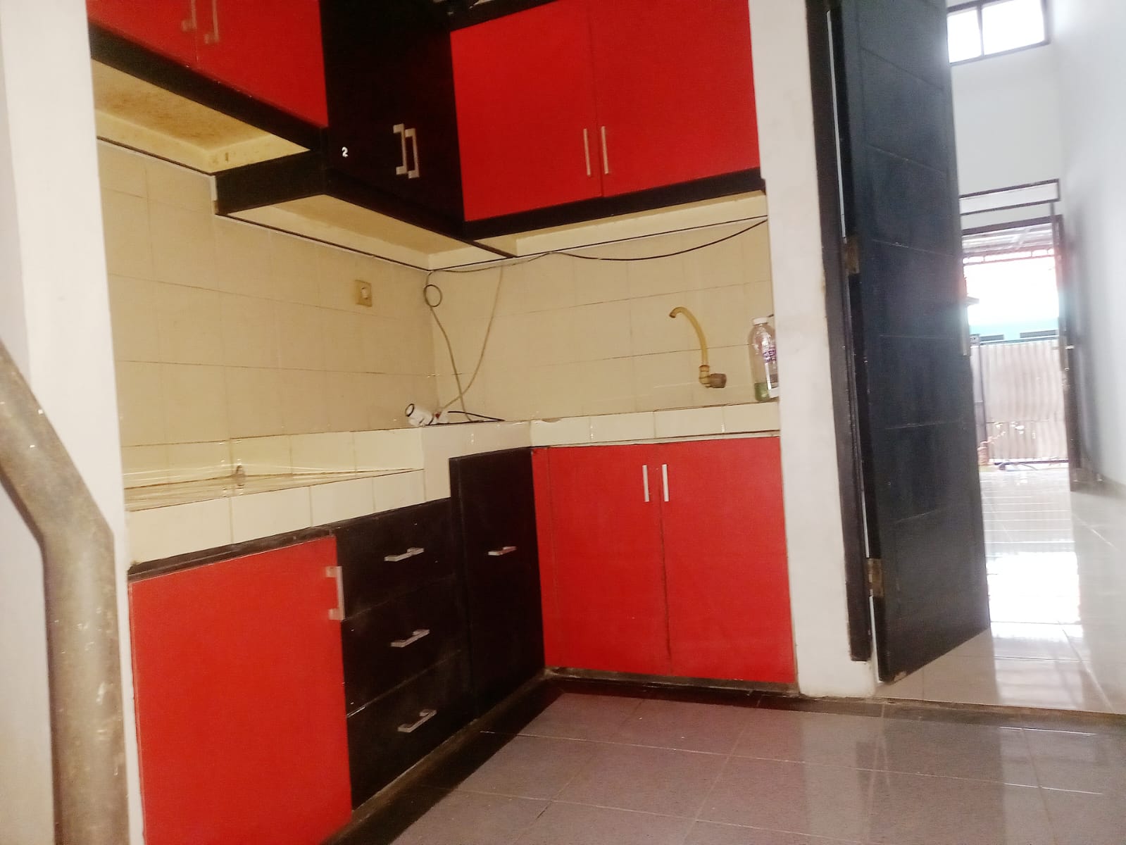 Rumah cantik perbatasan Jagakarsa Jakarta dan dekat Kampus UI