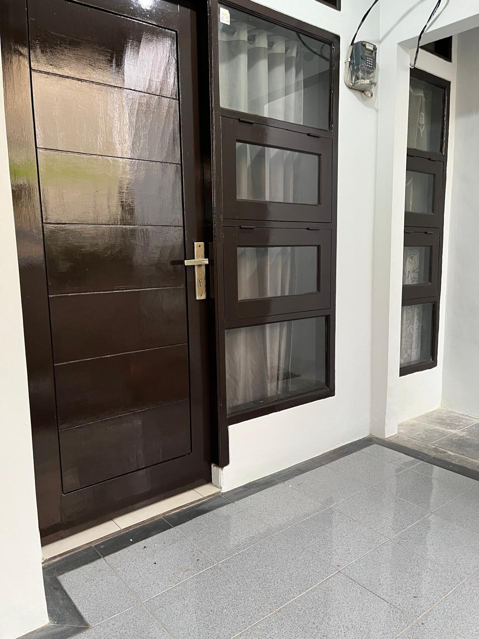 Rumah cantik perbatasan Jagakarsa Jakarta dan dekat Kampus UI