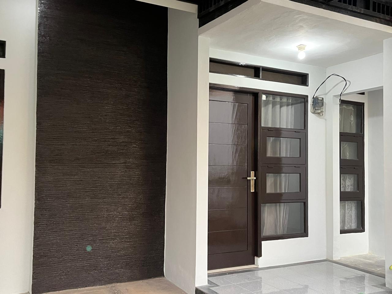 Rumah cantik perbatasan Jagakarsa Jakarta dan dekat Kampus UI