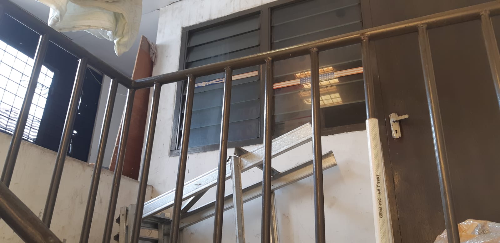 Dijual Rumah Muara Karang uk 6x15 m di Jakarta Utara