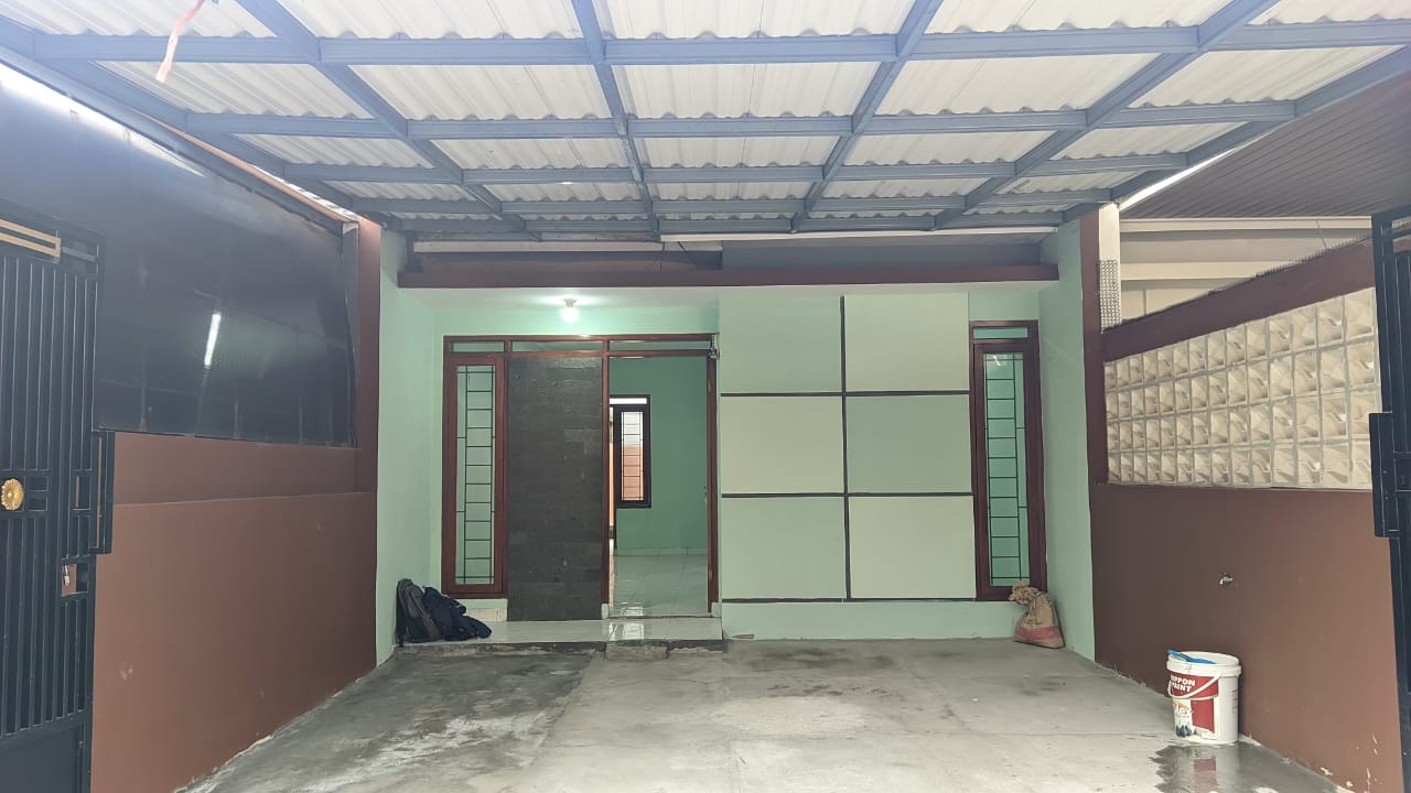 Jual cepat rumah 1 lantai 800 jutaan di Cisaranten Kulon Arcaman