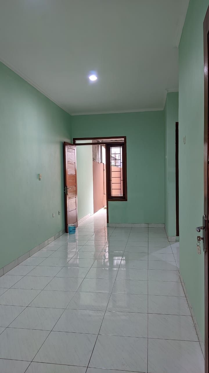 Jual cepat rumah 1 lantai 800 jutaan di Cisaranten Kulon Arcaman