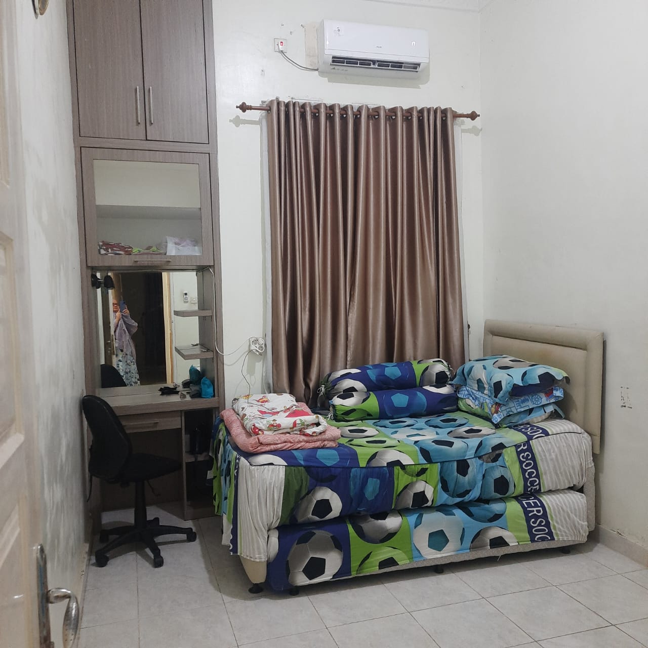 Rumah hunian terawat di Medan Johor