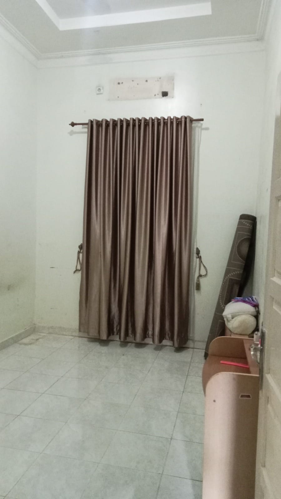 Rumah hunian terawat di Medan Johor