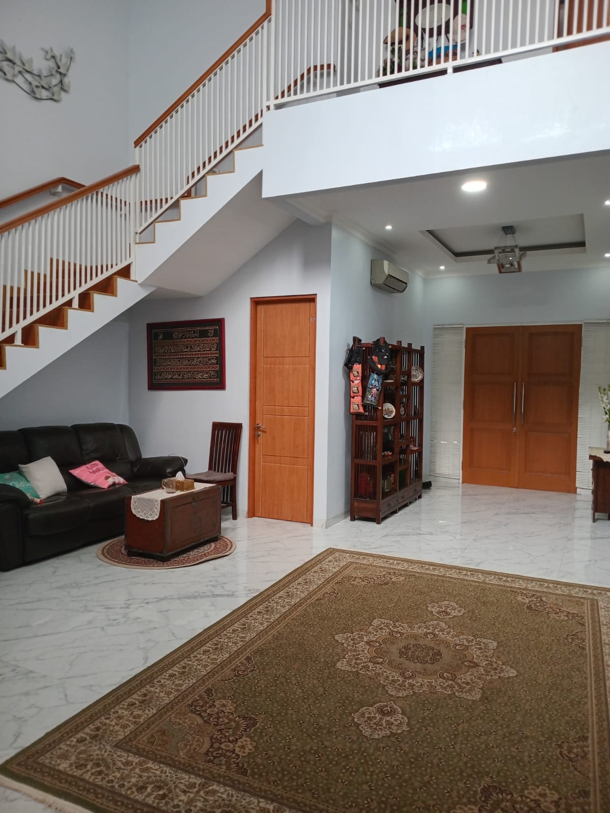 Dijual rumah komplek super cantik di Pulo Gebang, Cakung