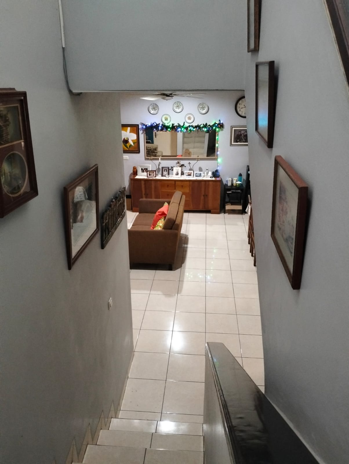 Dijual rumah komplek strategis cantik di Jati, Pulo Gadung