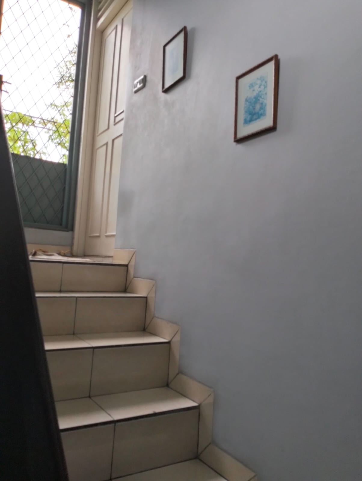 Dijual rumah komplek strategis cantik di Jati, Pulo Gadung