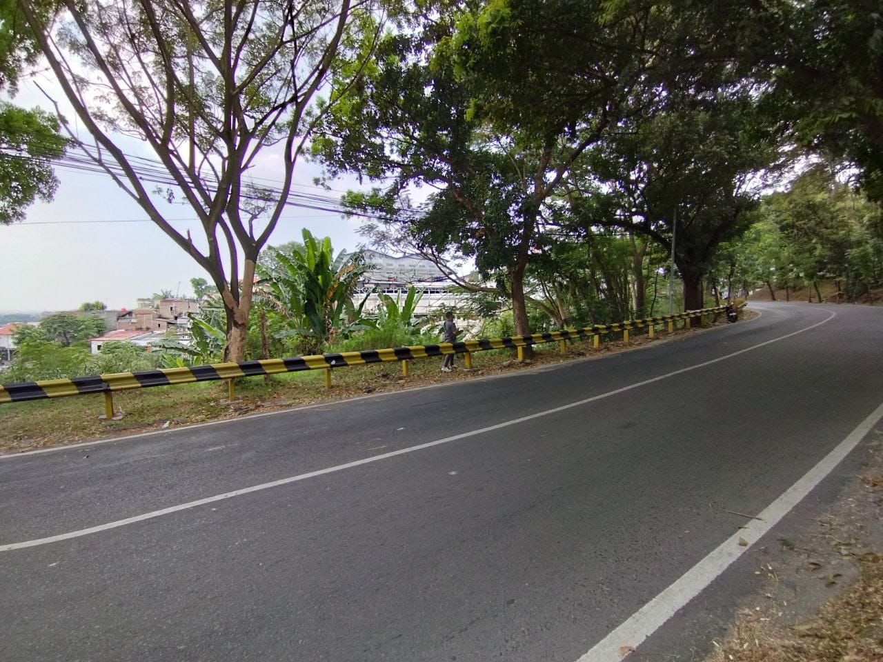 Tanah Nempel Jalan Raya Manyaran Jual Cepat Dekat Swalayan Ramai