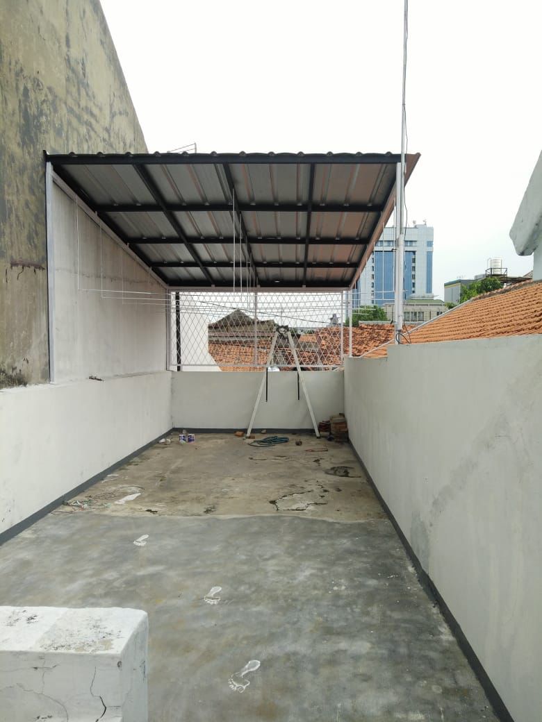 Dijual Sebagian Rumah Belakang Hotel Bidakara Menteng Dalam