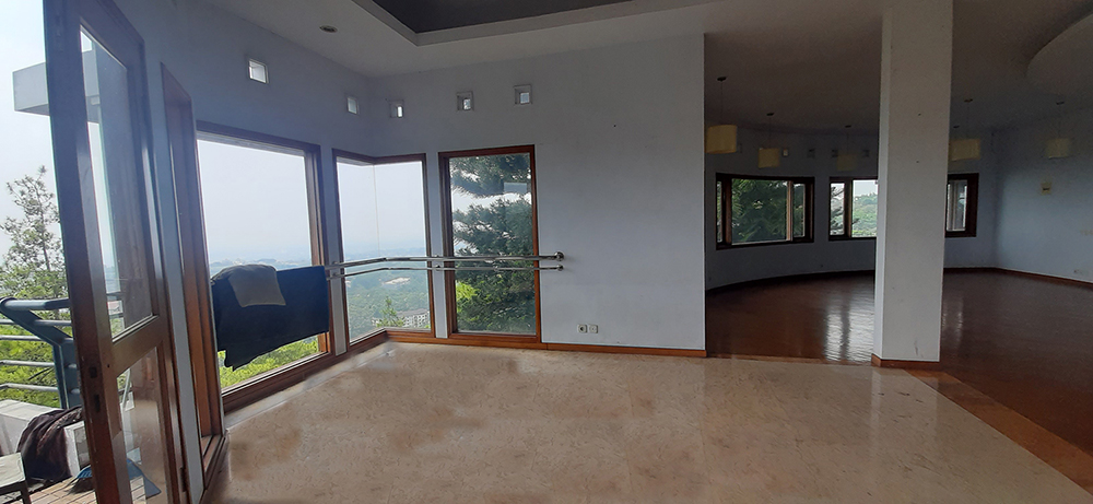 Villa Modern View Kota Bandung di Kawasan Dago