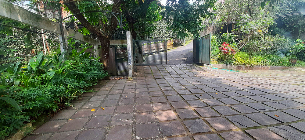 Villa Modern View Kota Bandung di Kawasan Dago