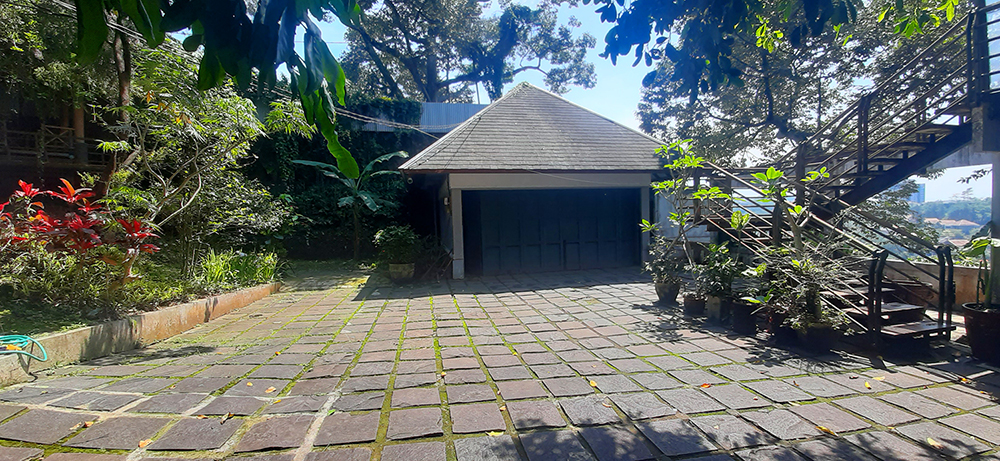 Villa Modern View Kota Bandung di Kawasan Dago