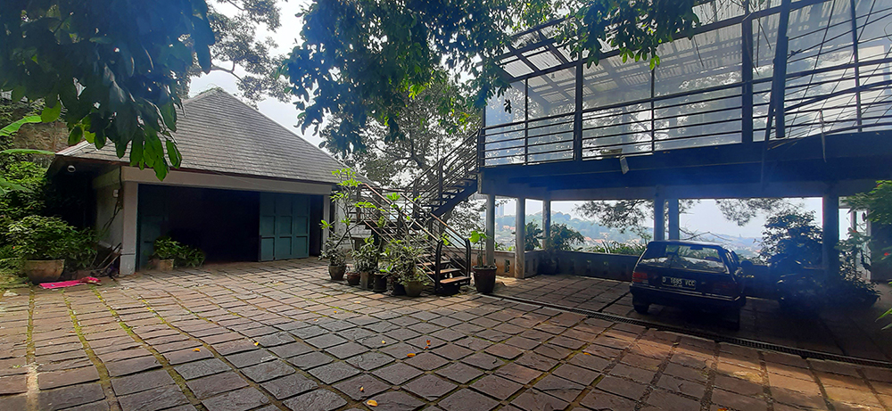 Villa Modern View Kota Bandung di Kawasan Dago