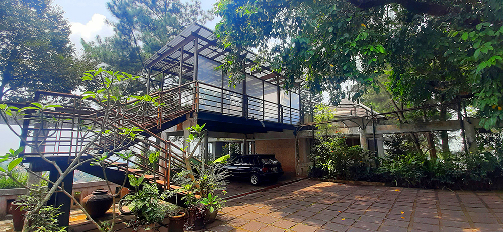 Villa Modern View Kota Bandung di Kawasan Dago