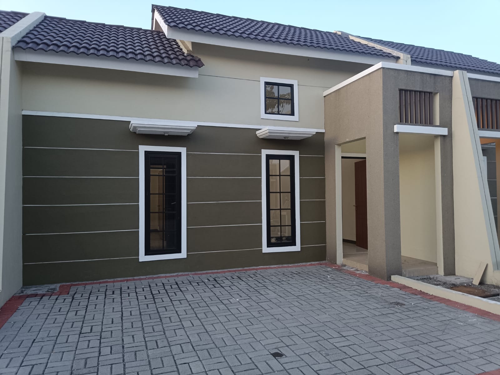 Disewakan Rumah di Alexandria Hills, Buduran, Sidoarjo