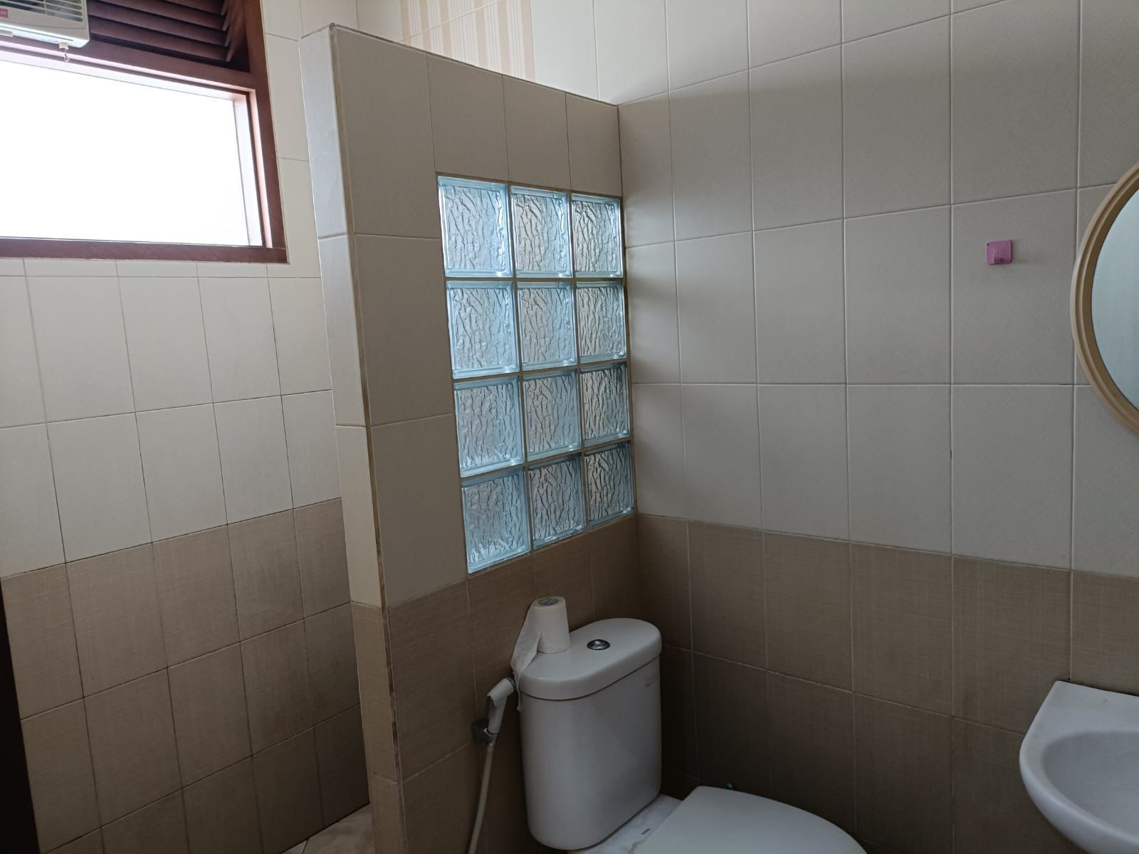Dijual Rumah 2Lt strategis di wilayah Jagakarsa, Jaksel.