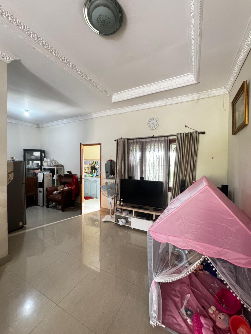 Dijual butuh cepat Rumah Bagus strategis dalam kavling.