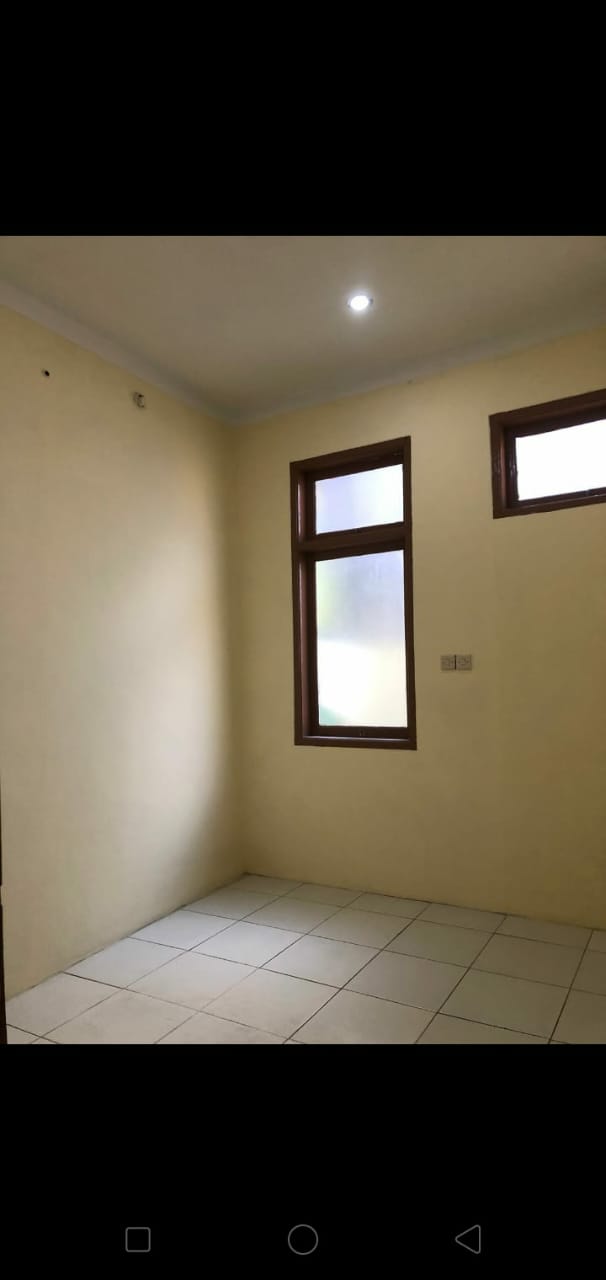 Dijual Rumah Bagus Bebas Banjir strategis di wilayah Jagakarsa.